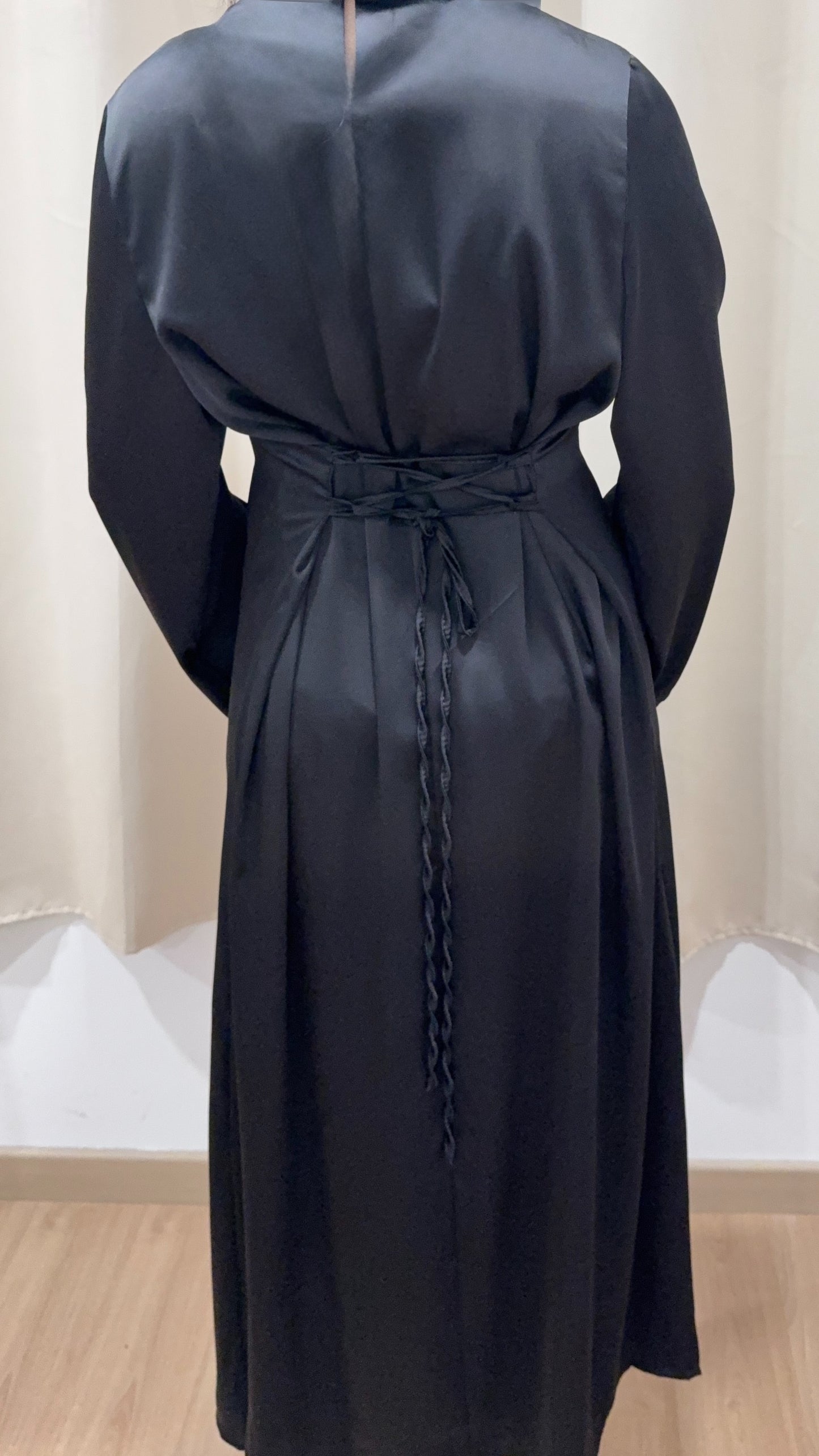ROBE AVEC MANCHES EN DENTELLE - NOIR