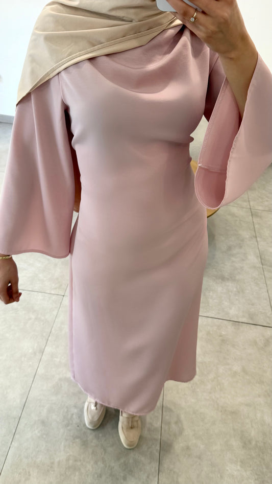 ROBE À LACET AU DOS - ROSE