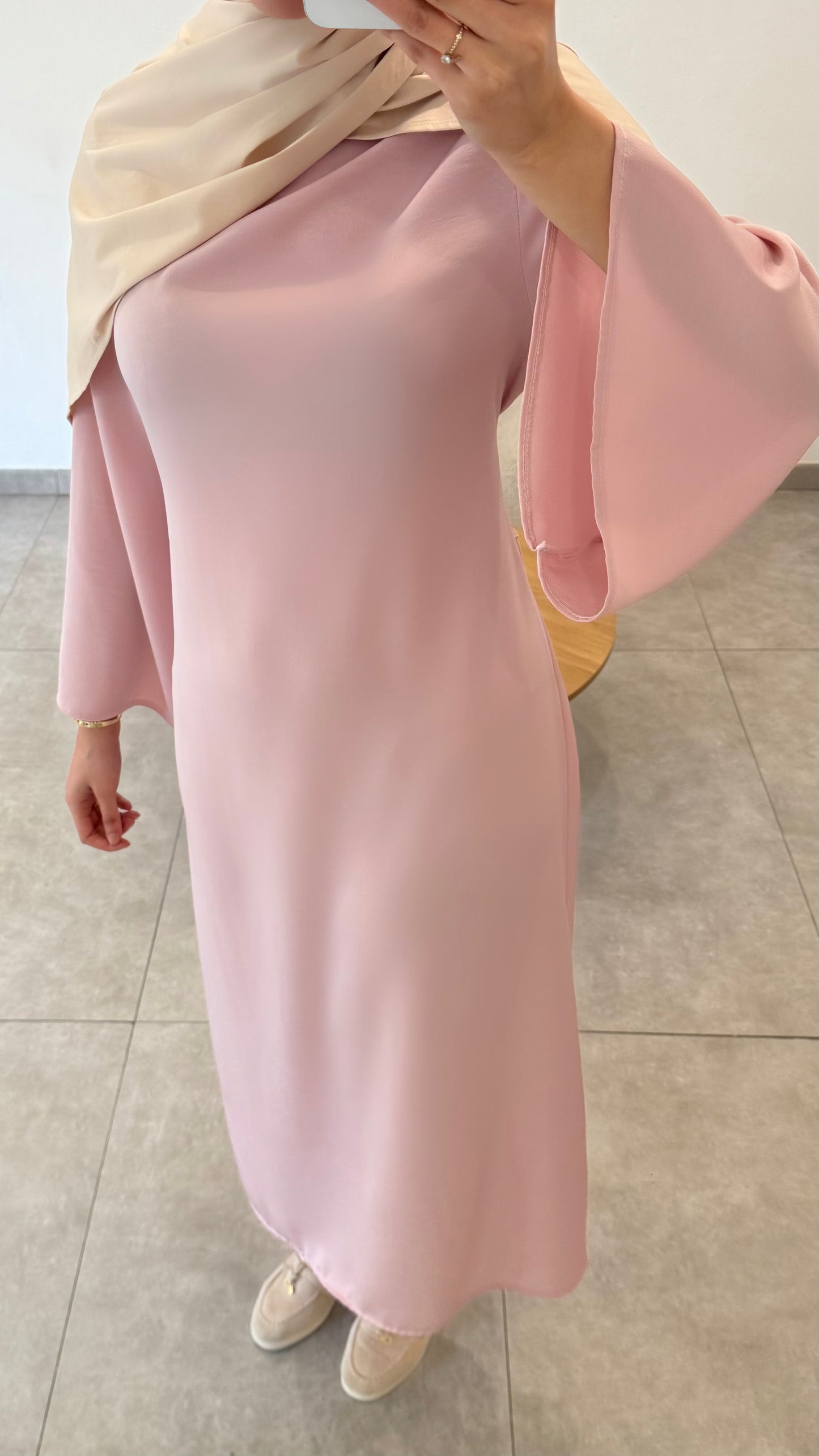 ROBE À LACET AU DOS - ROSE