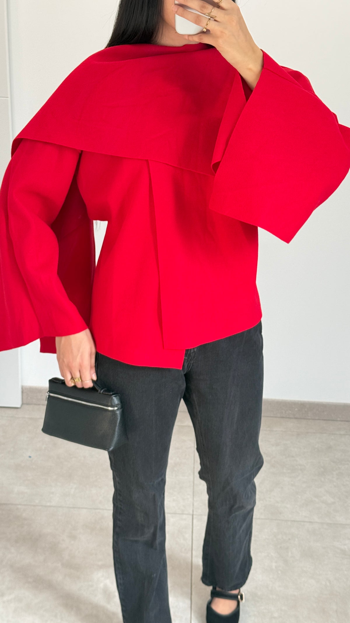CAPE AVEC ÉCHARPE - ROUGE