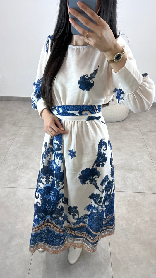 Vestido floral azul marino