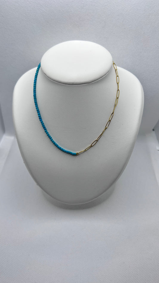 Blue pearl necklace