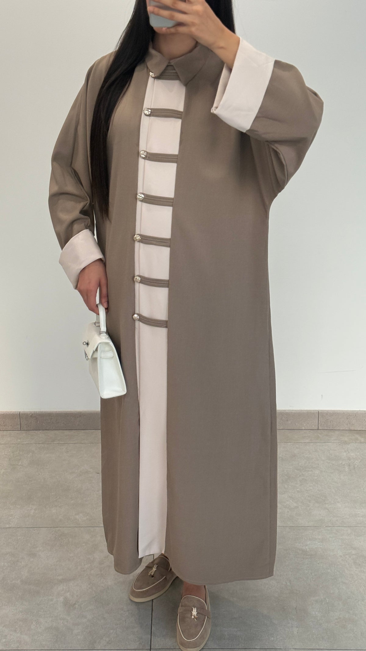 ROBE STYLE MARINIÈRE AVEC BOUTONS - TAUPE