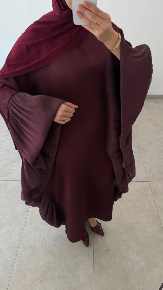 ABAYA EN SATIN AVEC VOLANT - BORDEAUX