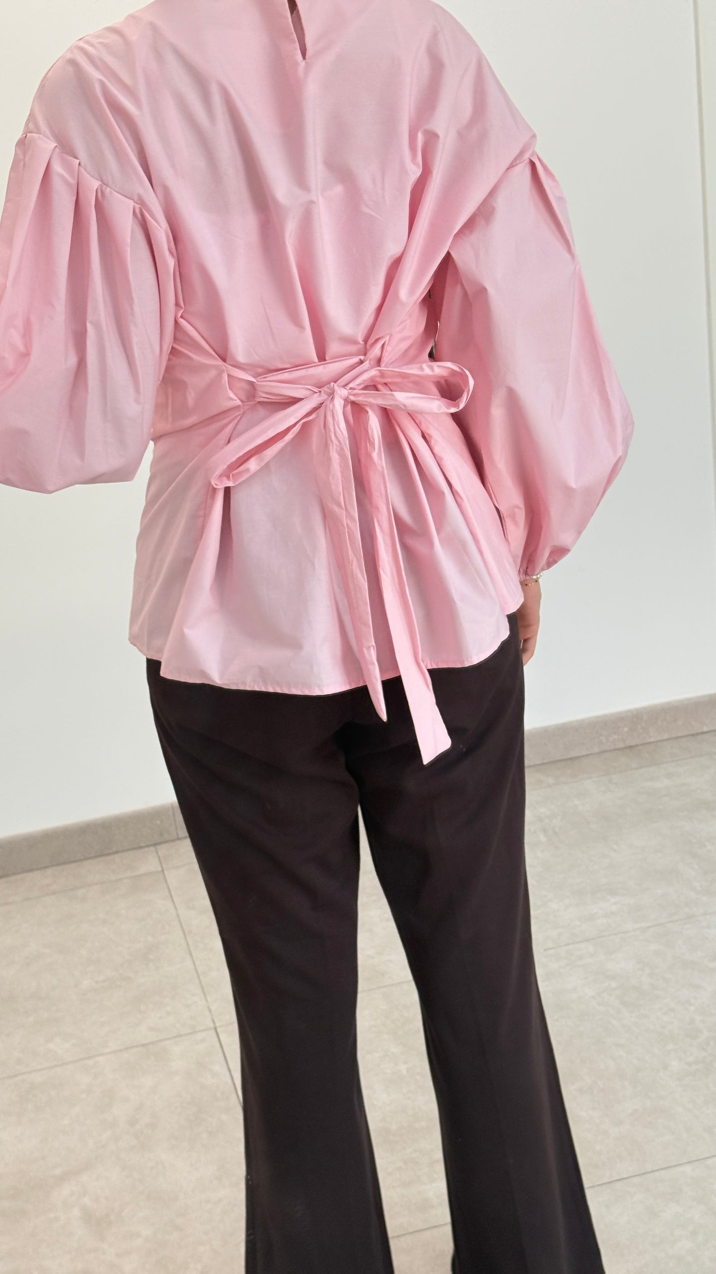 TOP CON LAZOS – ROSA 