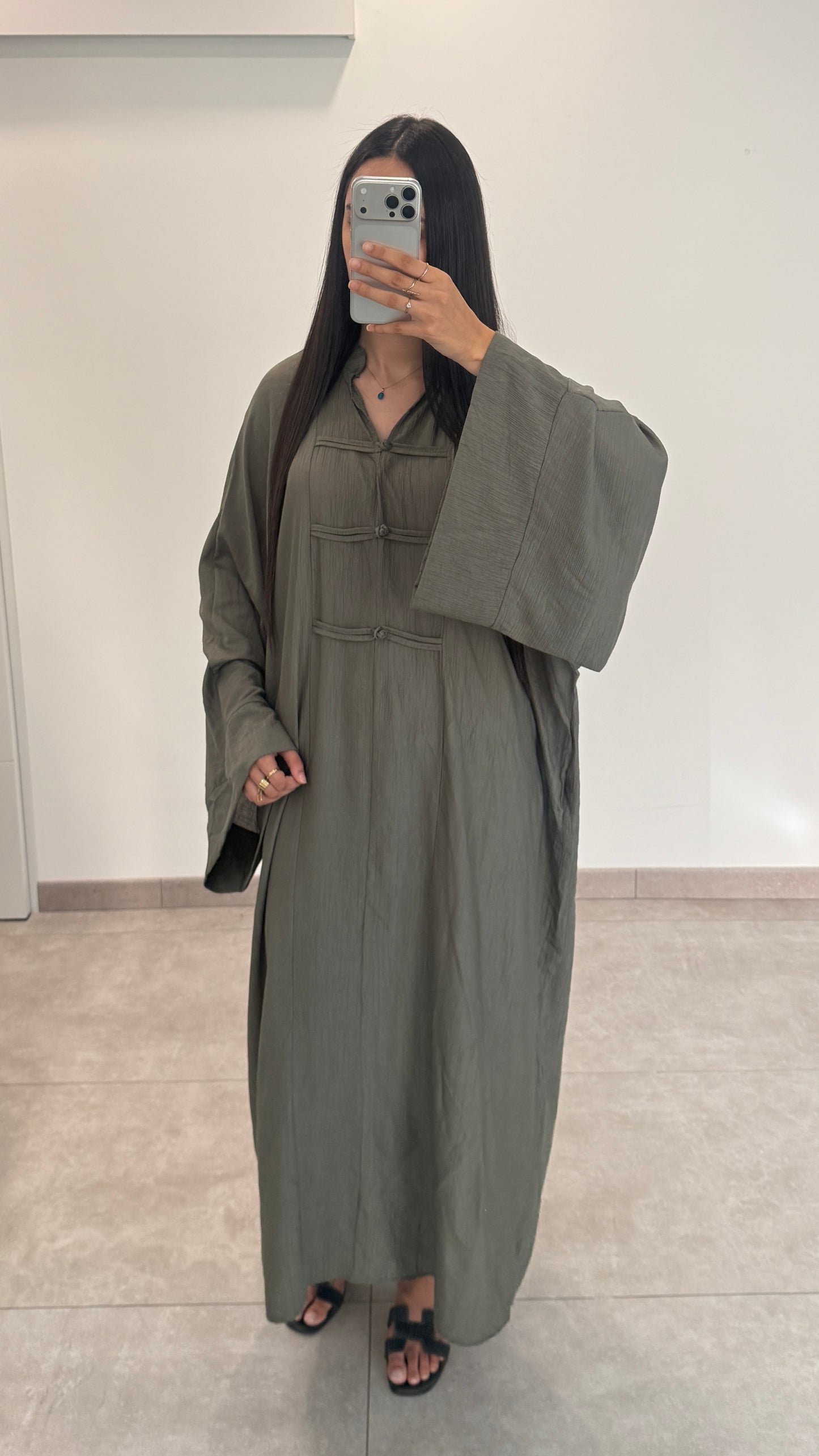 ROBE STYLE ASIATIQUE À BOUTONS - VERT