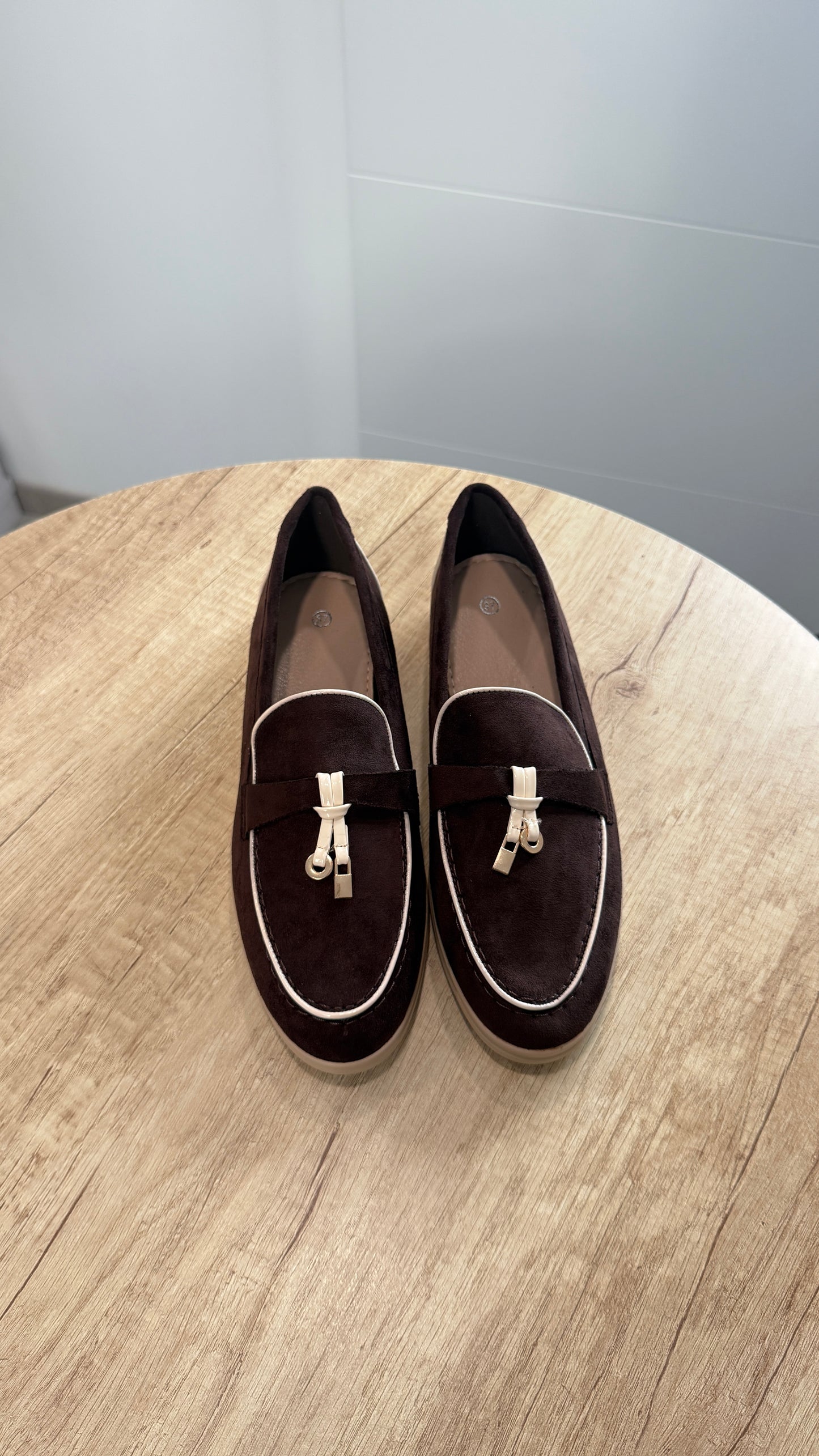 MOCASSINS - MARRON