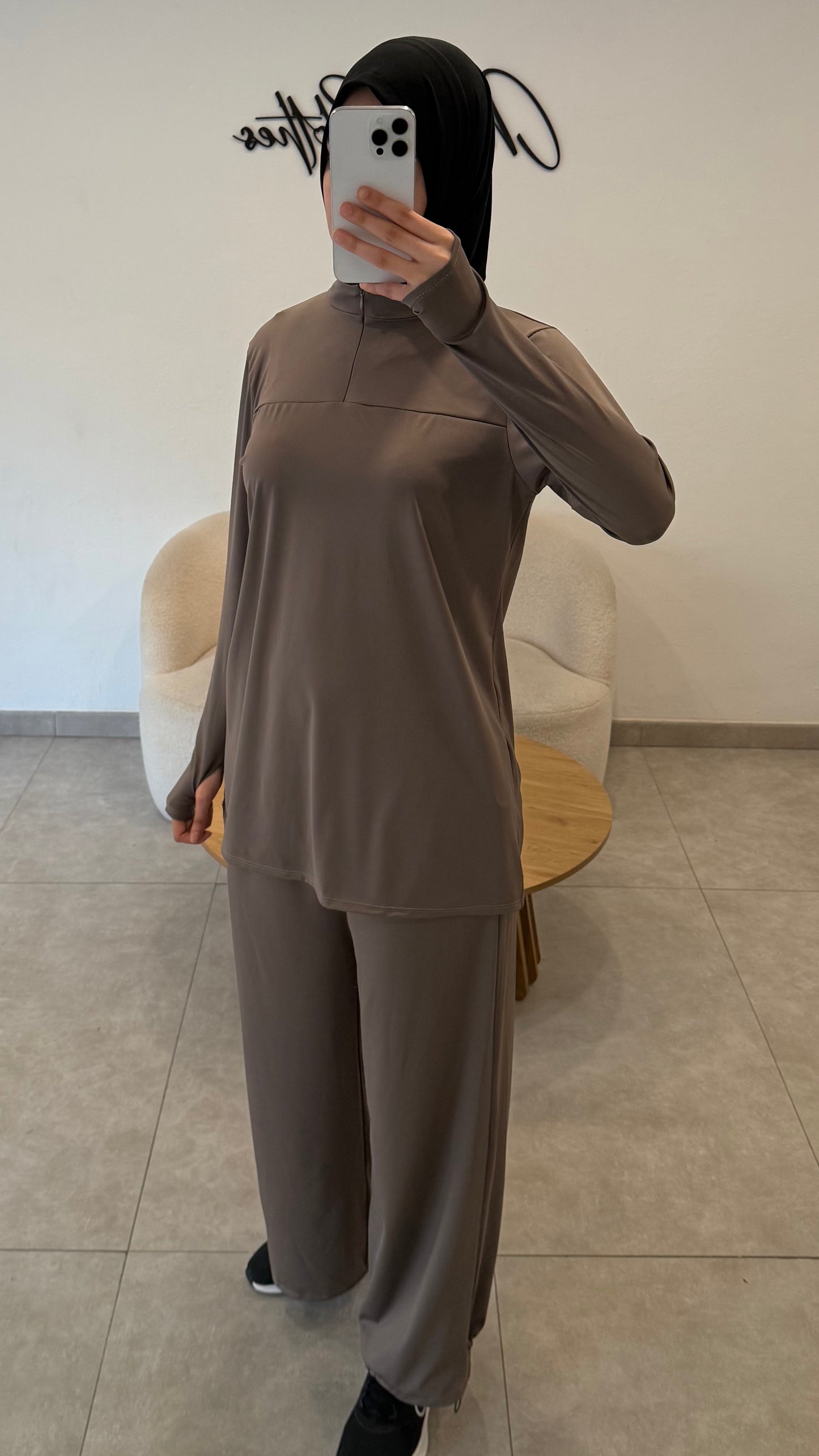 SPORTS SET - TAUPE