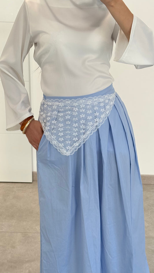FOULARD EN DENTELLE