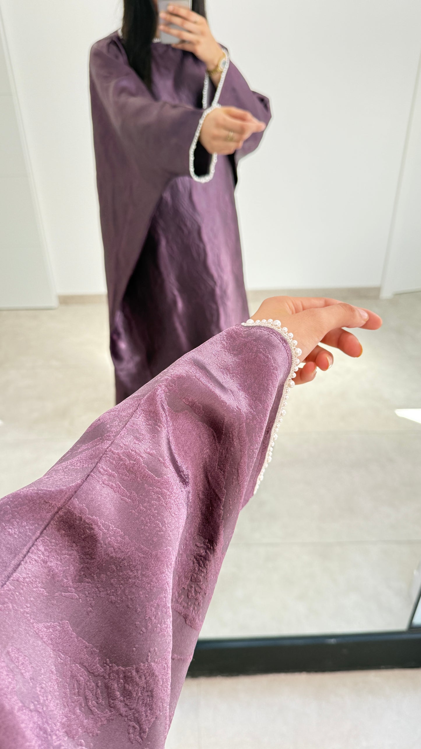 ROBE MAUVE AVEC PERLES