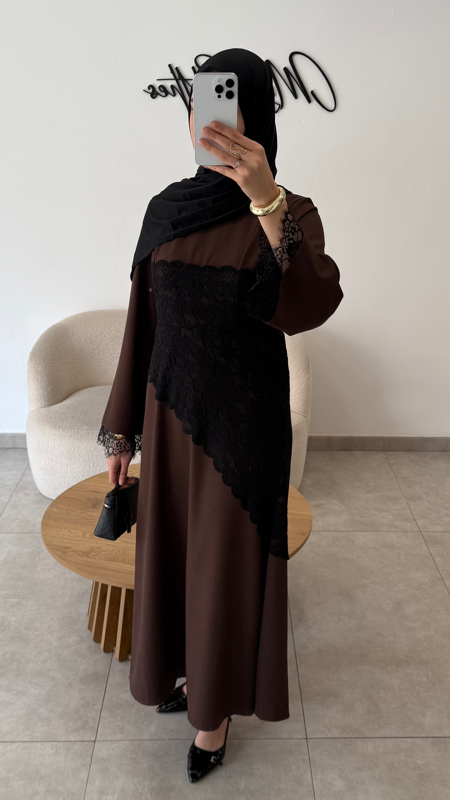 LONG DRESS WITH LACE INSERTS AT THE WAIST - BROWN