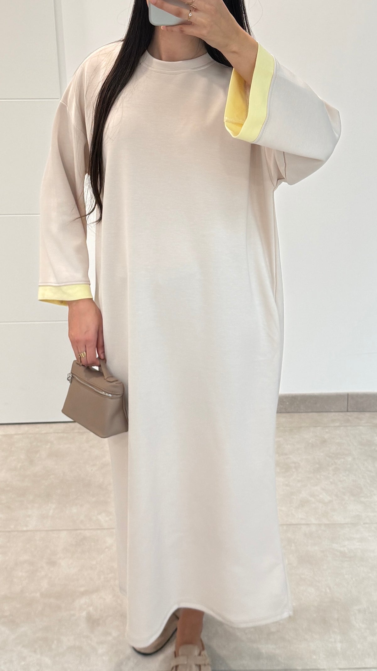 TWO-TONE SLEEVE DRESS - BEIGE