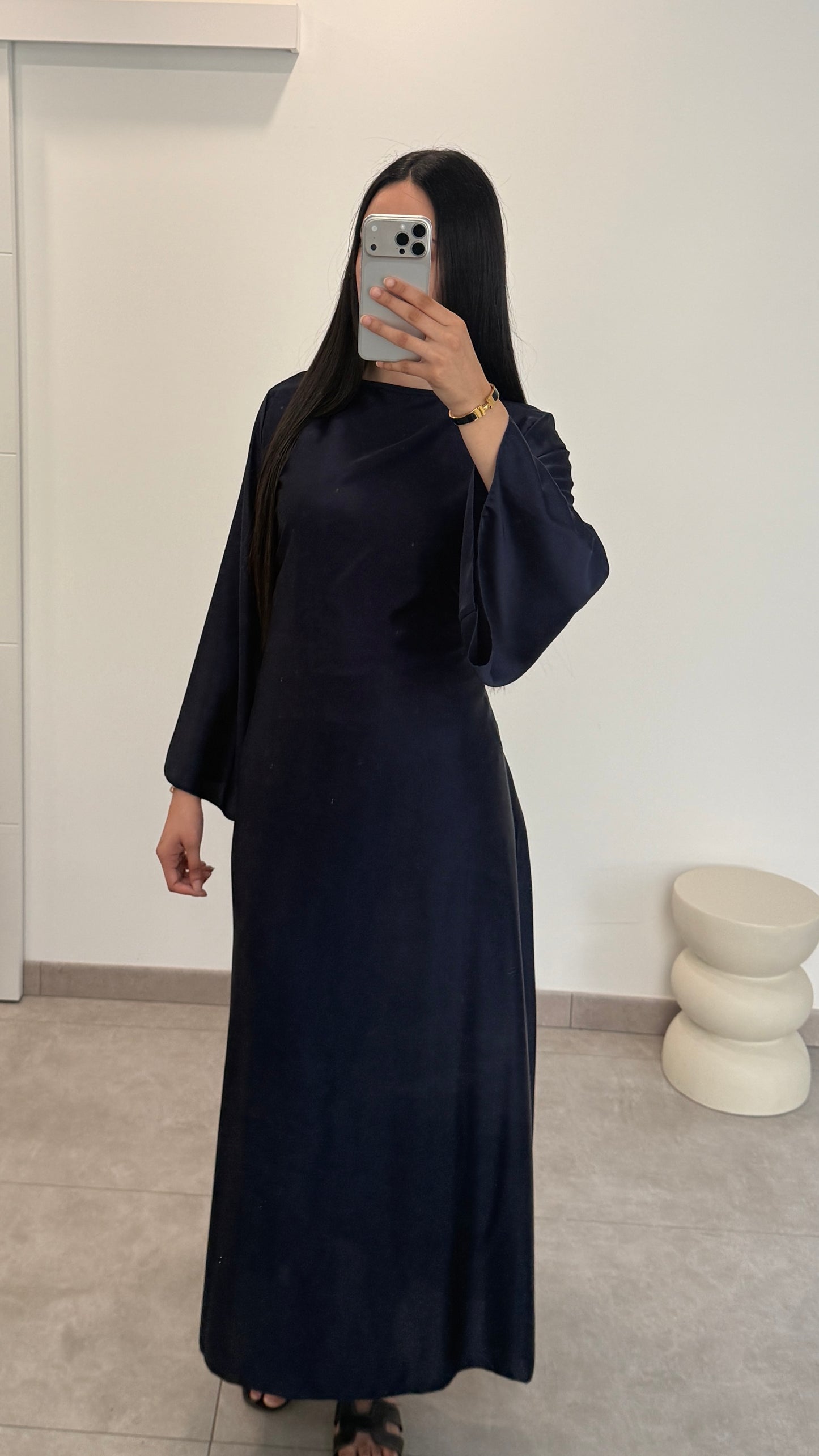ROBE EN SATIN - BLEU MARINE