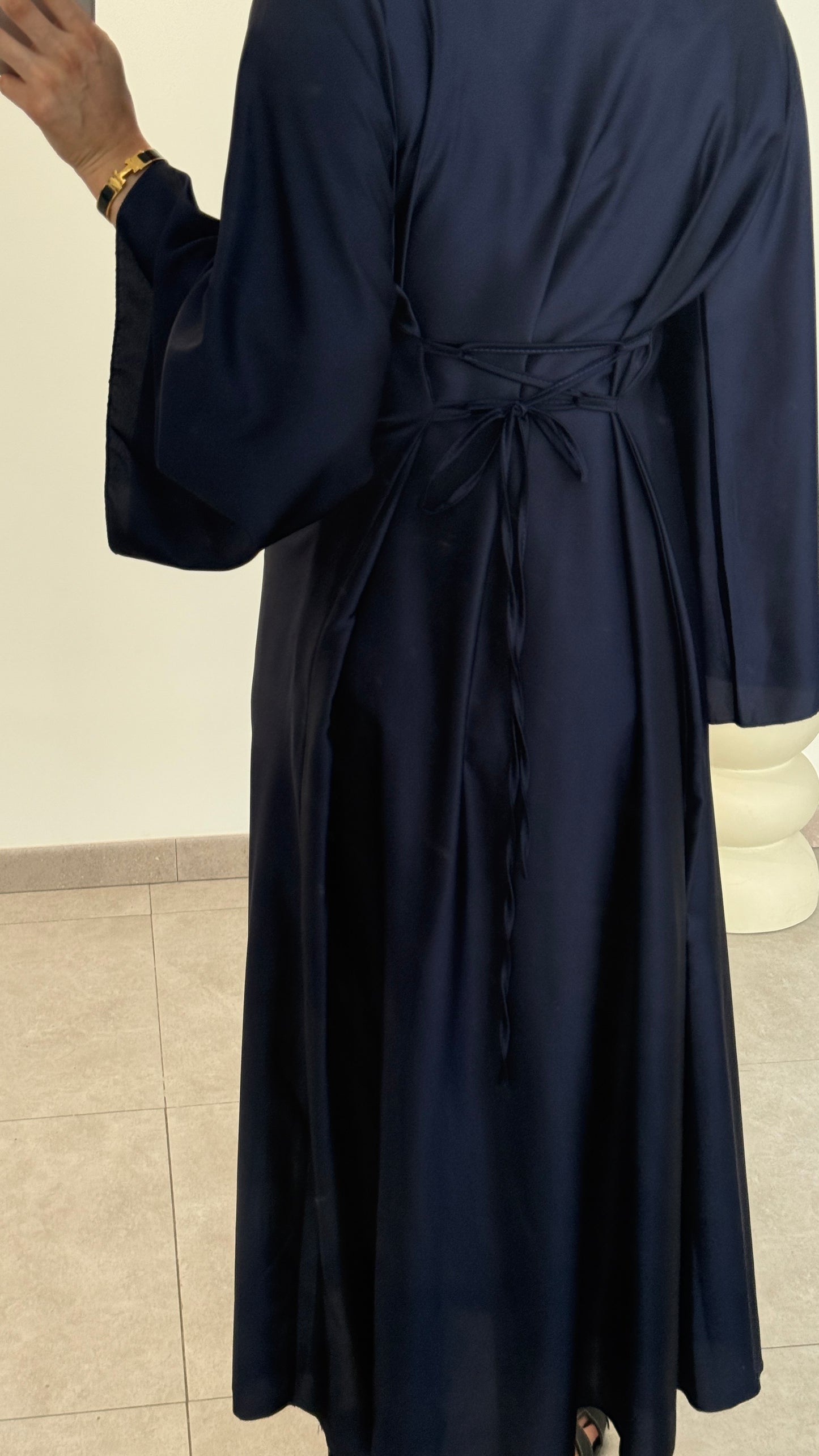 ROBE EN SATIN - BLEU MARINE
