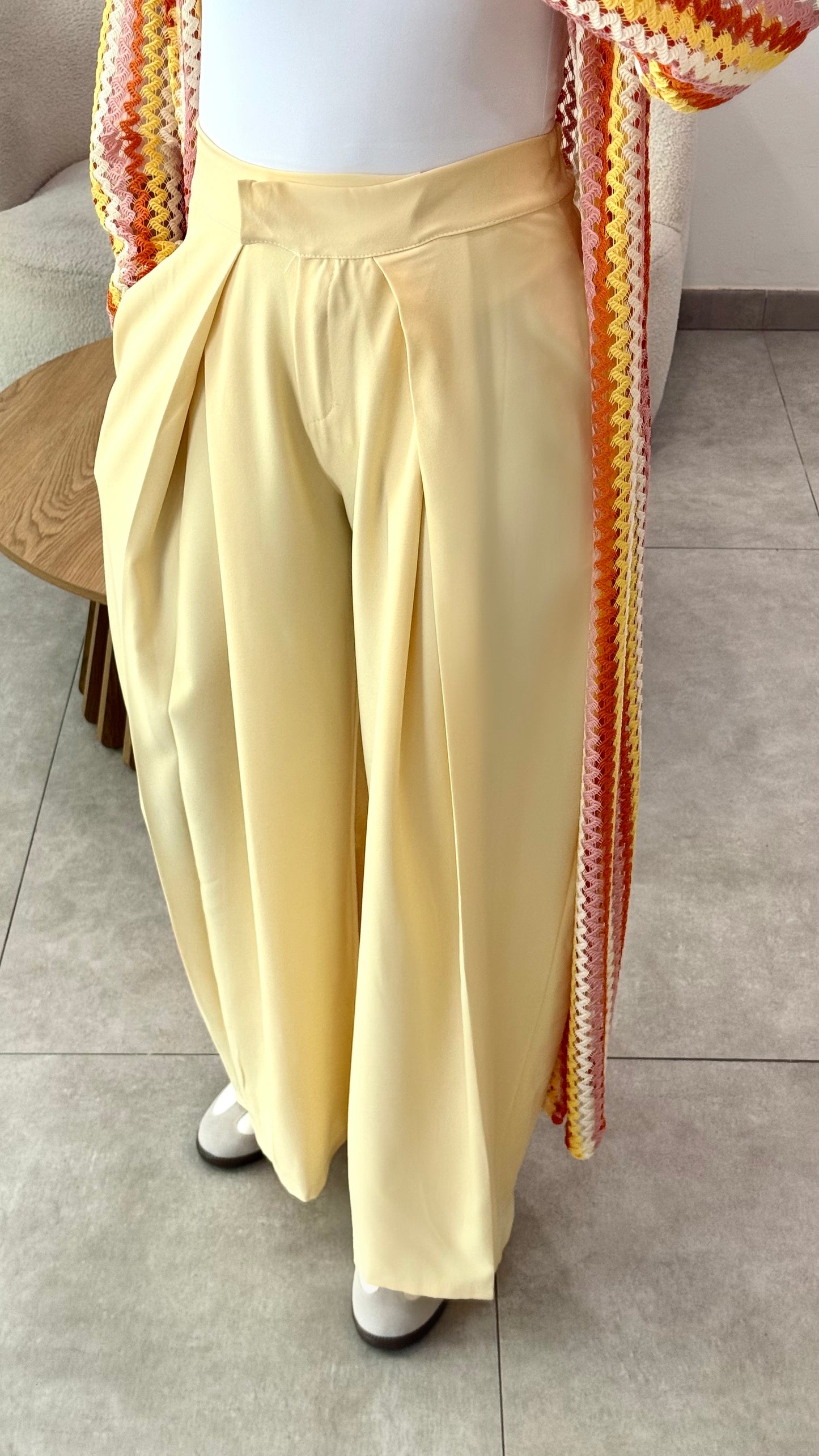 PLEATED BALLOON TROUSERS - YELLOW